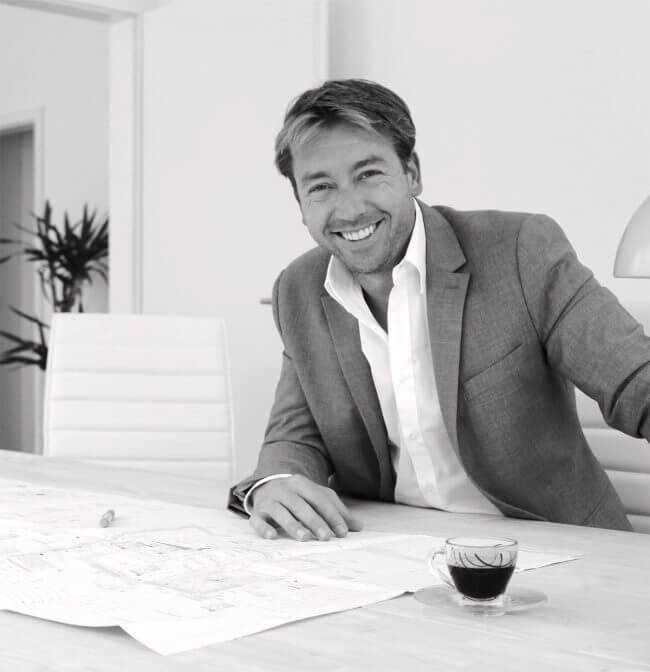 Jörg Aichinger, DEKRA-geprüfter Bausachverständiger für Selbitz